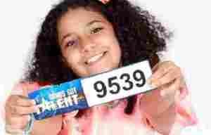 الكويتية شهد العميري تبدع بصوتها الملائكي في arabs got talent