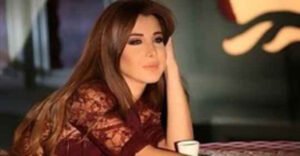 المطربة اللبنانية نانسي عجرم في كليب وبكون جايي ودّعك 2015