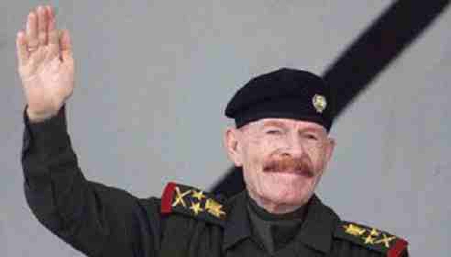 عزة الدوري نائب الرئيس العراقي الاسبق صدام حسين