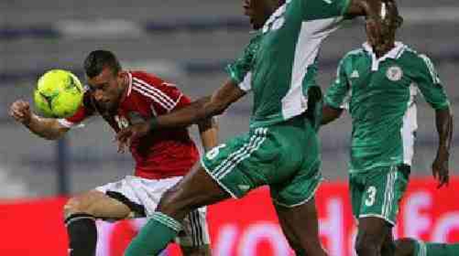 جانب من مباراة مصر و نيجيريا الودية ، هل تستطيع مصر اجتياز نيجيريا في التصفيات ؟